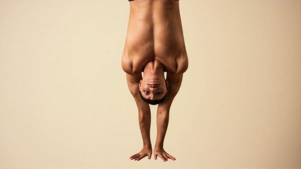 10 étapes pour exceller en handstand push-up efficacement